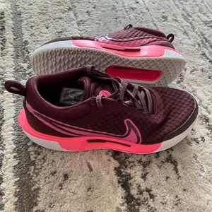 Nike Court Zoom Pro Premium Women’s Sz 8.5  DQ4683-600 Crush Hyper Pink Sneakers